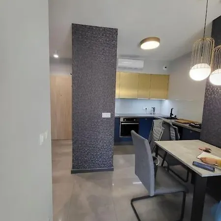 Duzy Apartament - Nowe Osiedle Apartment *